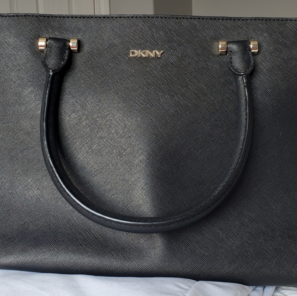 DKNY Tote Purse in Black